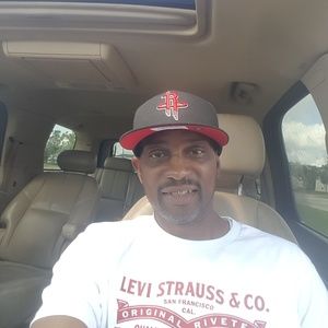 Meet your Posher, Markell